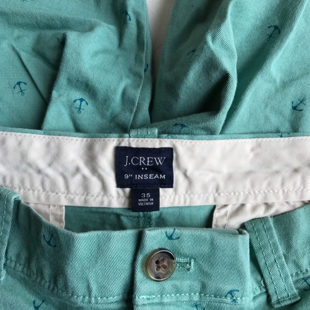 Men’s J CREW Shorts, 35” waist 9” inseam. - Picture 3 of 3